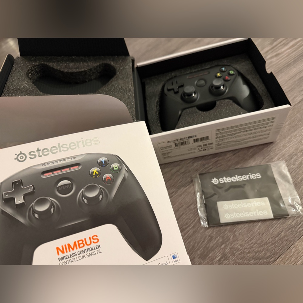 Nimbus Wireless Gaming Controller - Black